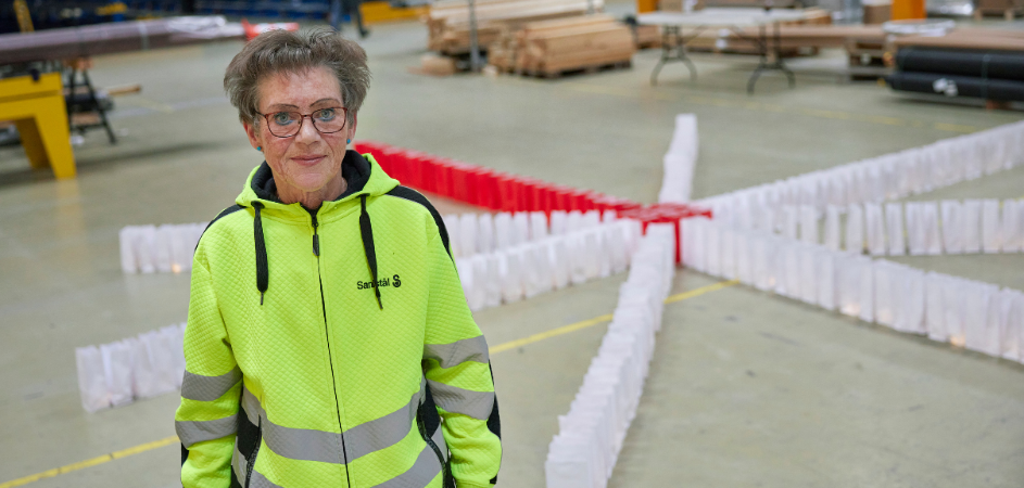 Birgit og kollegerne i Ahlsell støtter Knæk Cancer