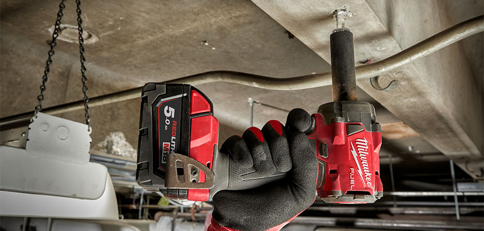 Kompakte slagnøgler til trange steder