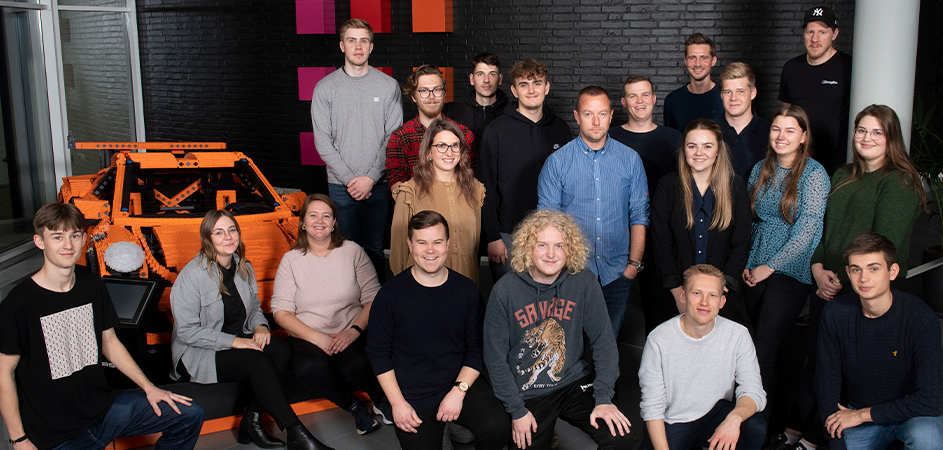 Lego-elefanter ryster nye elever sammen