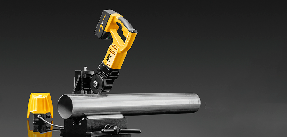 REMS Cento 22V skærer 54 mm stålrør på blot 7 sekunder!